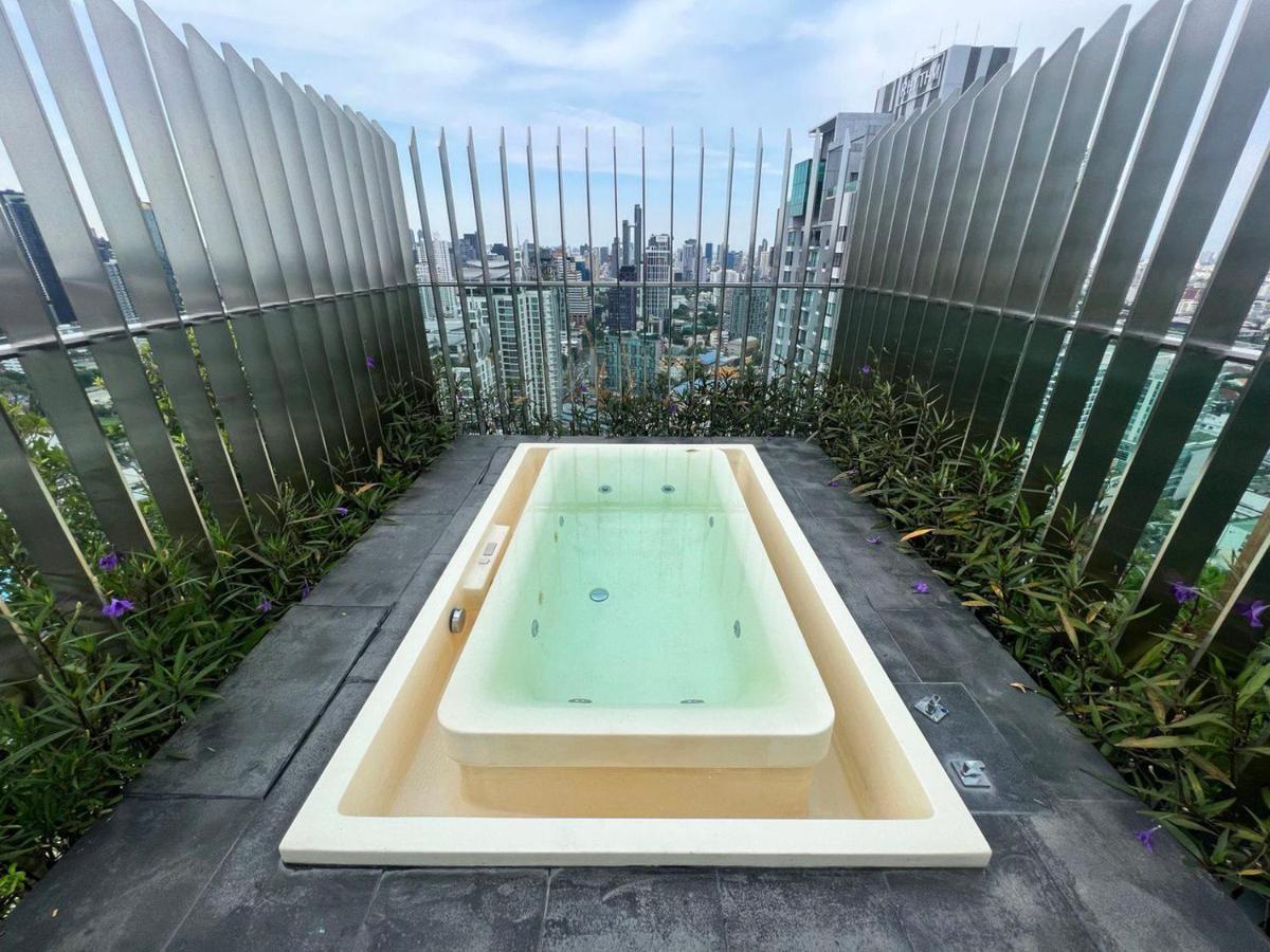 2 Bedroom Luxury Apartment 3 Min Walk From Bts Ekkamai Bangkok Zewnętrze zdjęcie