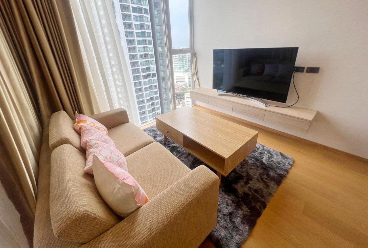 2 Bedroom Luxury Apartment 3 Min Walk From Bts Ekkamai Bangkok Zewnętrze zdjęcie
